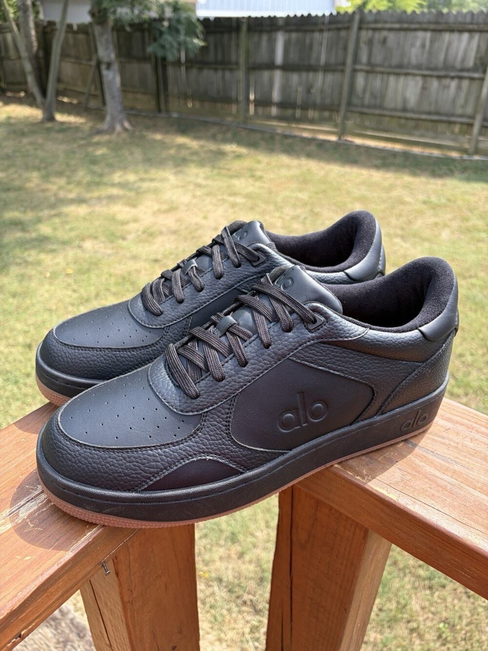 Alo Yoga RECOVERY MODE SNEAKER Black Leather/Gum Mens Size 12 EU 46